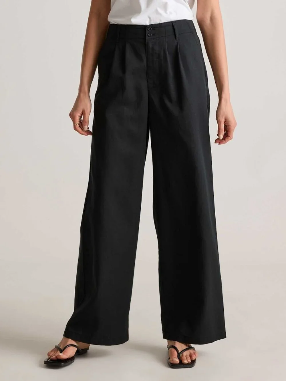 QUINCE drapey twill pleated trouser in true black (sz16)